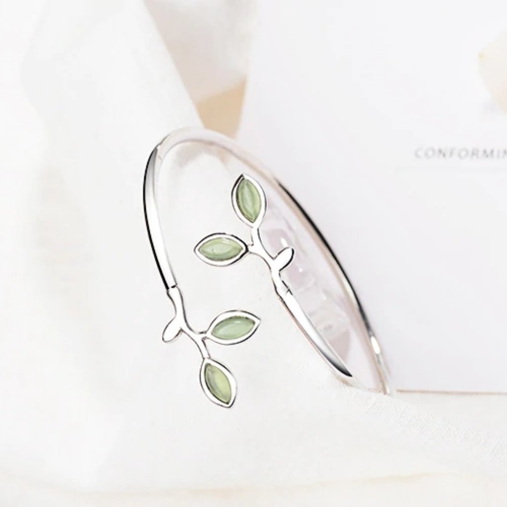 NEW 925 Sterling Silver Leaf Adjustable Cuff - Picture 5 of 6
